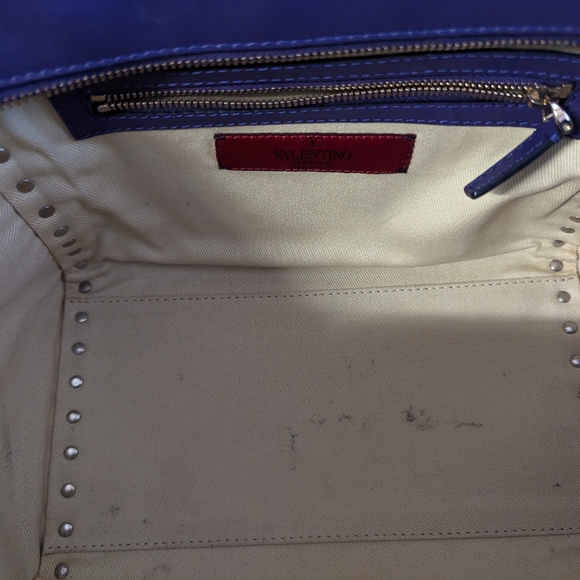 💯AUTHENTIC VALENTINO GARAVANI ROCKSTUD PURPLE LEATHER CROSSBODY WITH COA - Picture 8 of 12